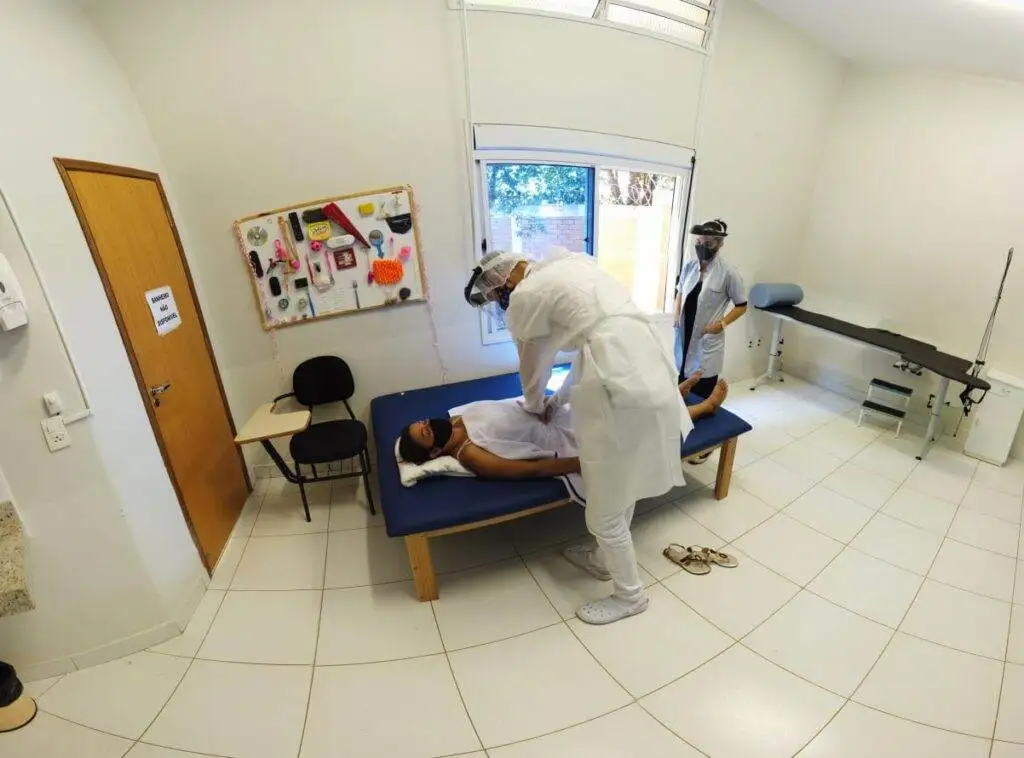 centro-clinico-fisioterapia-12