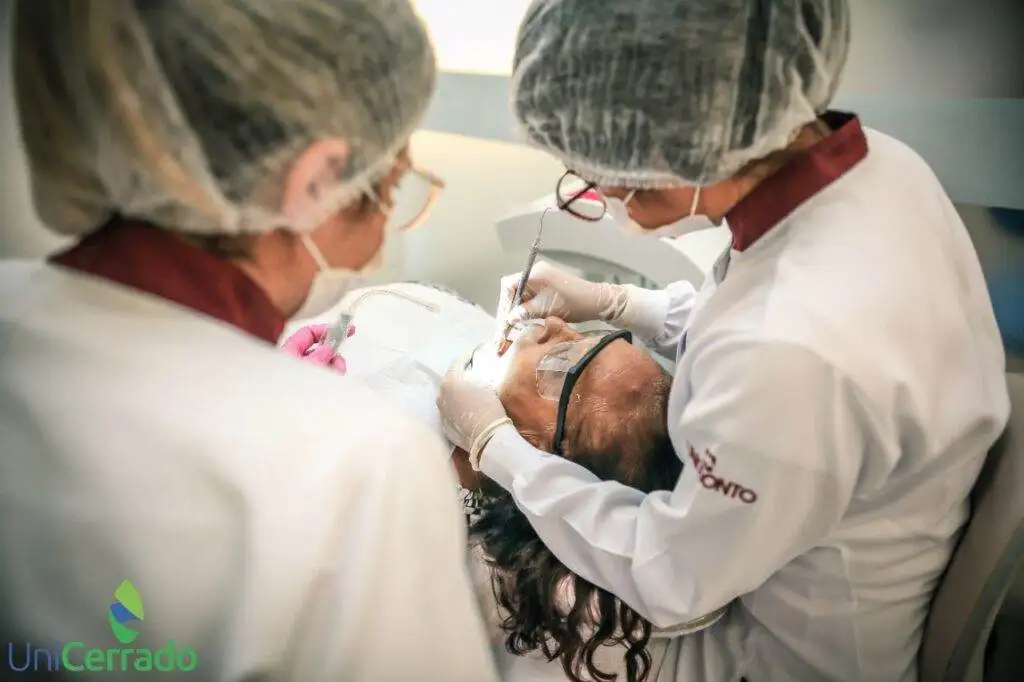 centro-clinico-odontologia-clinica-atendimento-4